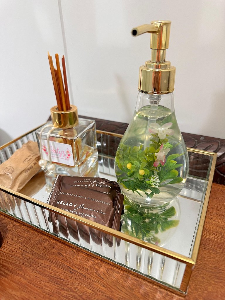 Suíte tripla 1 cama casal e 1 cama solteiro