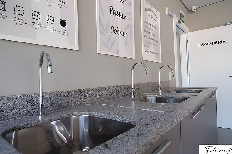 Loft próximo shopping Floripa