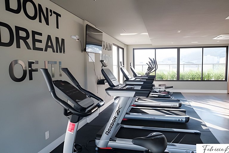 Loft próximo shopping Floripa