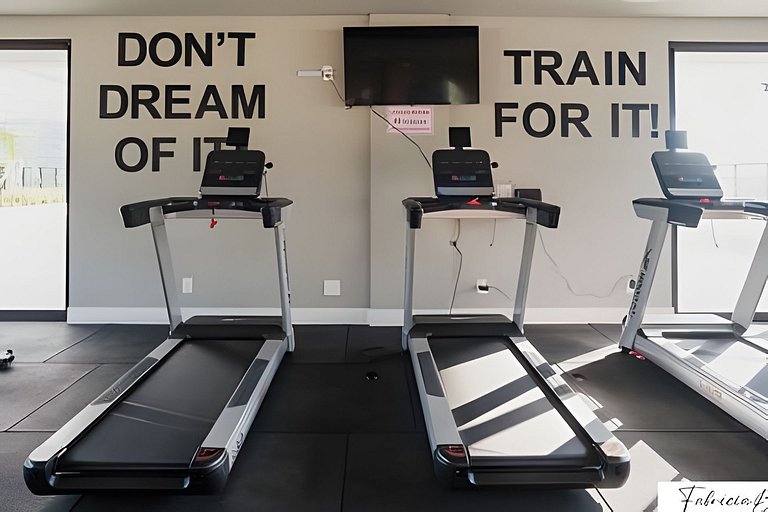 Loft próximo shopping Floripa