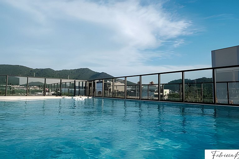 Loft próximo shopping Floripa