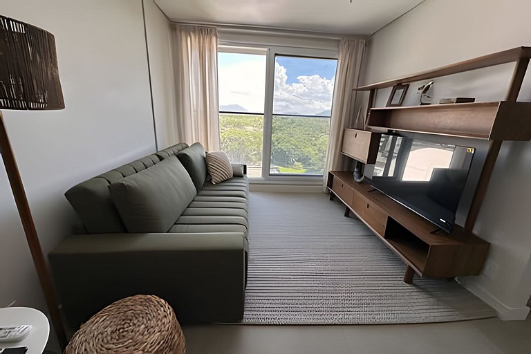 NOVO moderno e com piscina