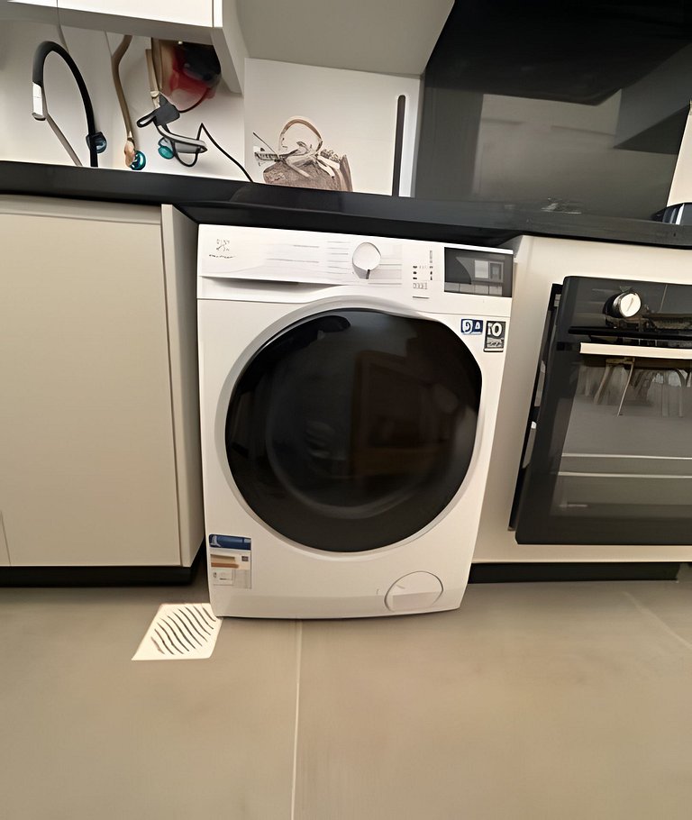 NOVO moderno e com piscina