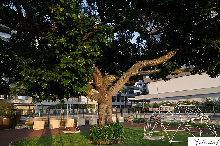 NOVO moderno e com piscina