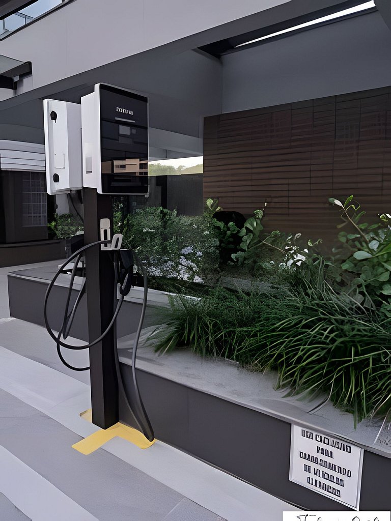 NOVO moderno e com piscina