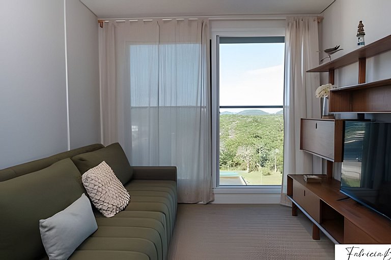 NOVO moderno e com piscina