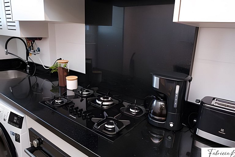 NOVO moderno e com piscina