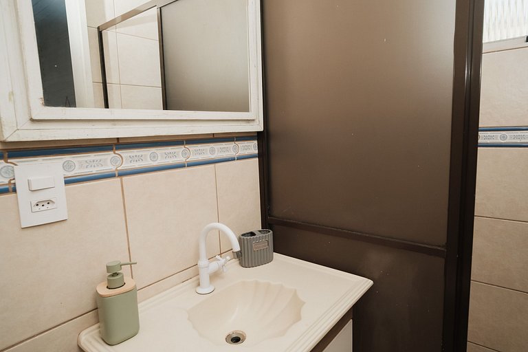 Casa Completa p/ 8, Quintal, Churrasqueira e Praia