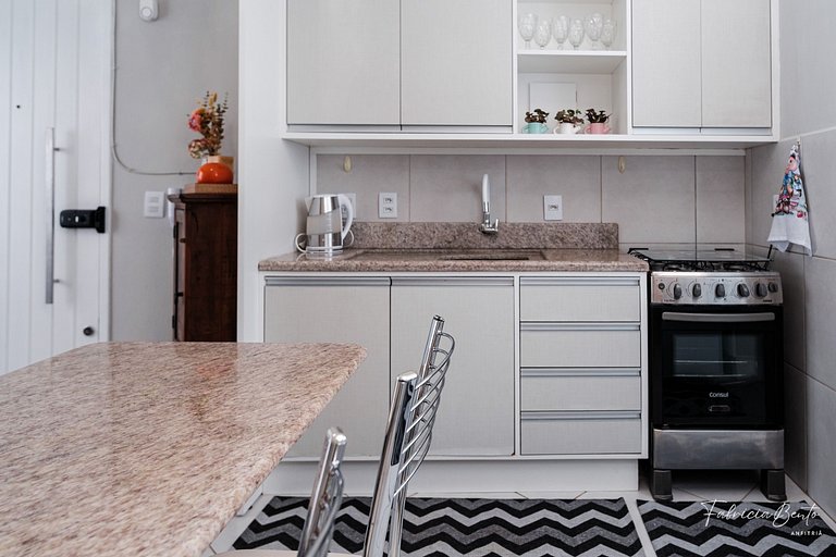 Apartamento em Jurerê • 2 dormitórios • Máquina de lavar • 3