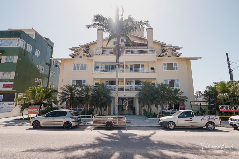 Ape 4 pessoas garagem / churrasqueira Jurerê