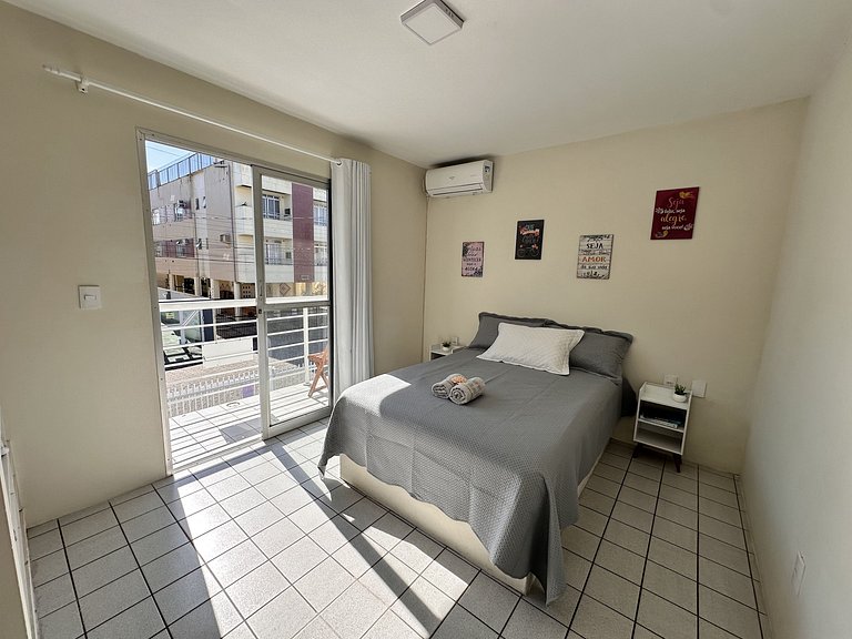 Canasvieiras *Perto mar * Churrasqueira *Garagem