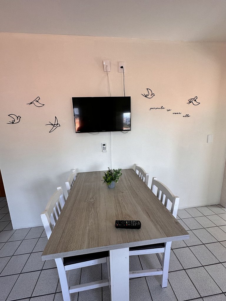 Canasvieiras *Perto mar * Churrasqueira *Garagem