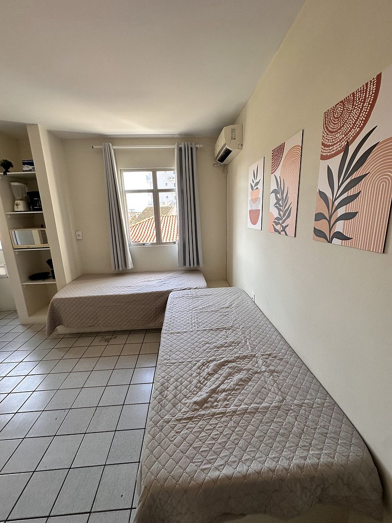 Canasvieiras *Perto mar * Churrasqueira *Garagem