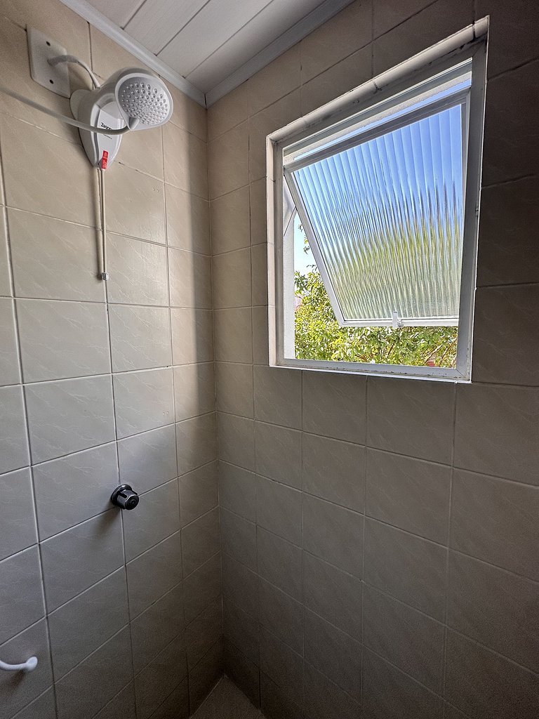 202 Condomínio próximo mar, balcón e Parrilla