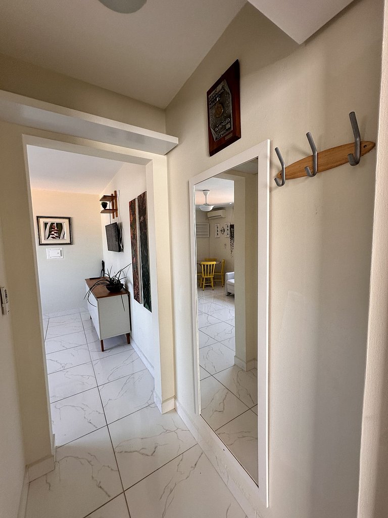 Condomínio próximo mar, balcón e Parrilla