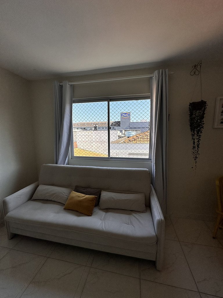 Condomínio próximo mar, balcón e Parrilla