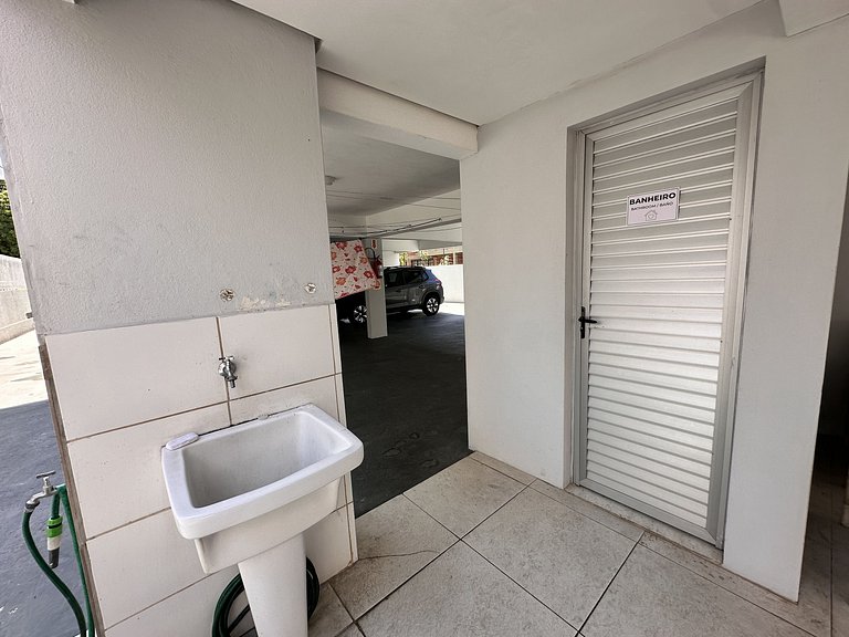102 Condomínio próximo mar, balcón e Parrilla