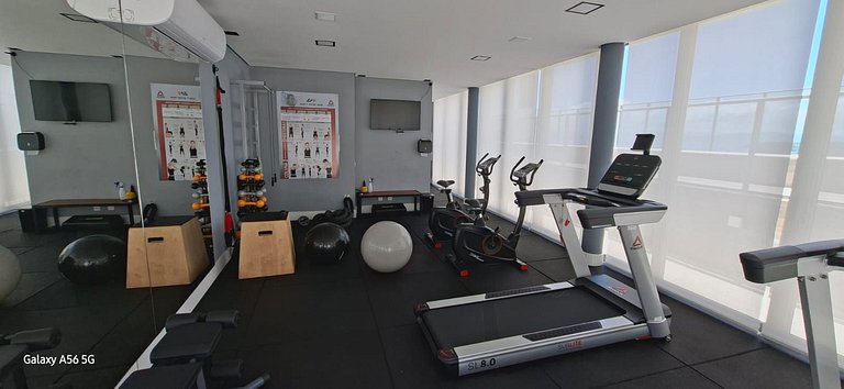 Vista incrível + piscina borda infinita | 2 suítes