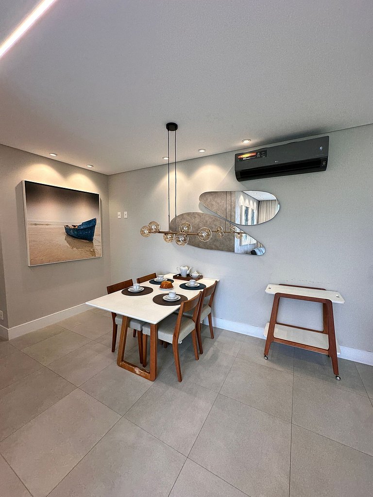 Vista incrível + piscina borda infinita | 2 suítes