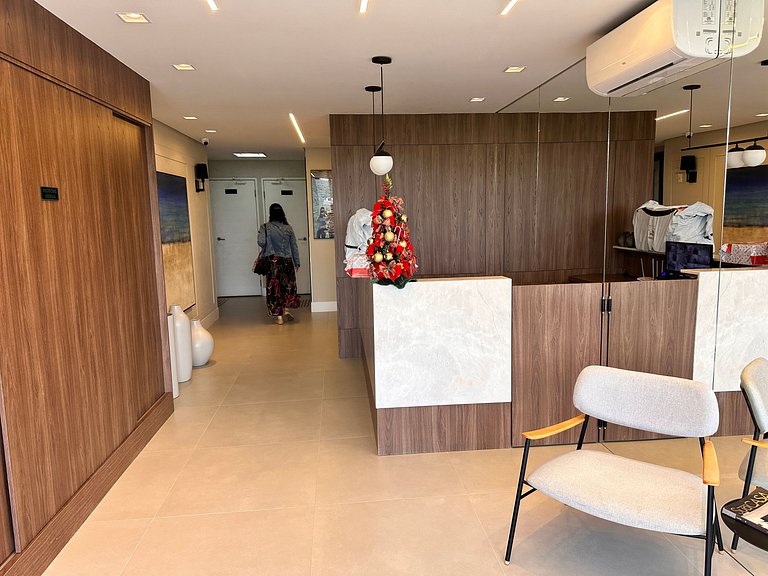 Vista incrível + piscina borda infinita | 2 suítes