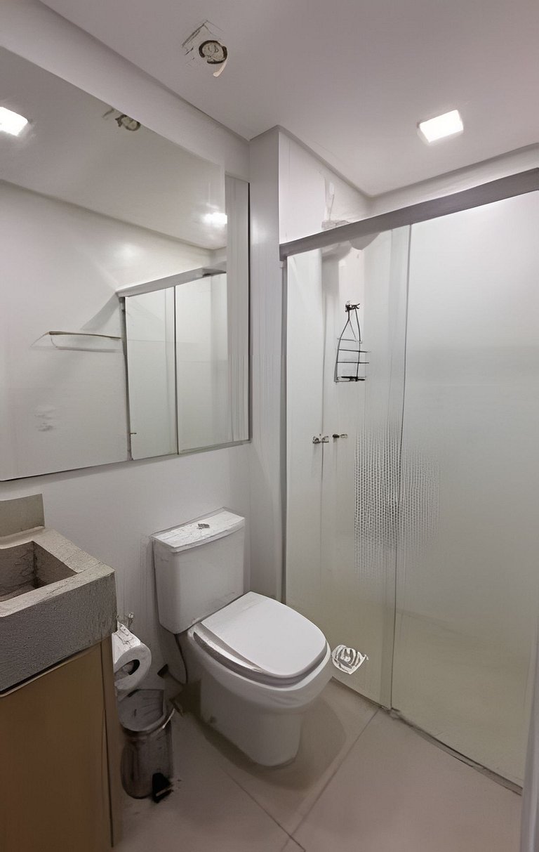 Loft Jurerê • Piscina • Garagem • 200m da Praia