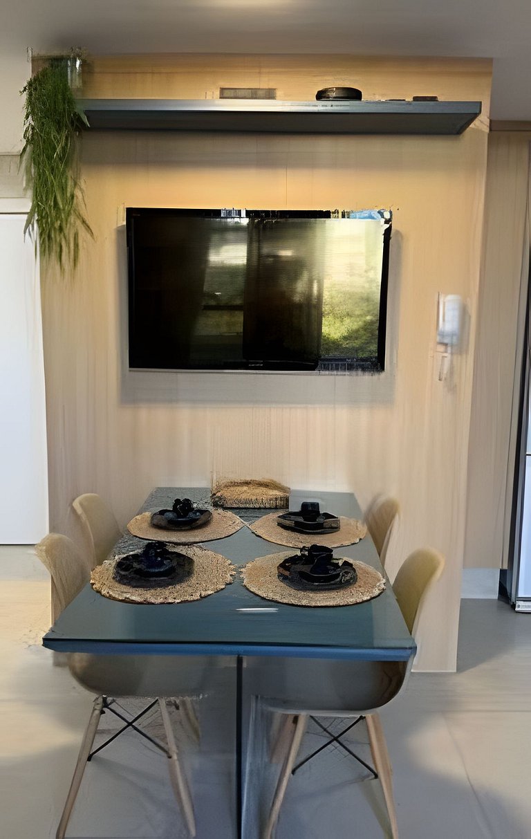 Loft Jurerê • Piscina • Garagem • 200m da Praia
