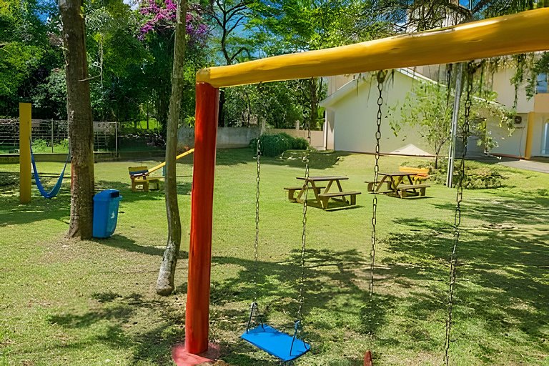 Casa Grande em condomínio fechado
