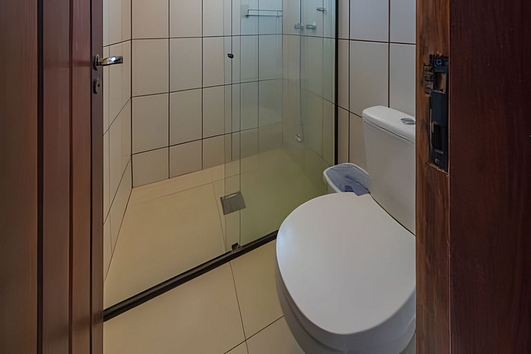 Casa Grande em condomínio fechado